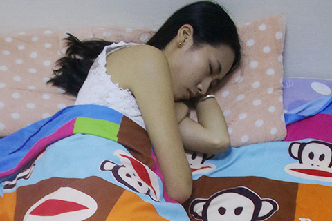 贪睡且皮肤发黄，通常是肝脏出了问题