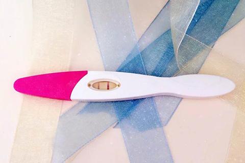 造假验孕棒，两条杠妙招管用吗