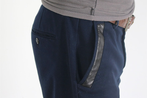 肛周脓肿在发病时，患者肛门处通常都可以摸到肿块样异物