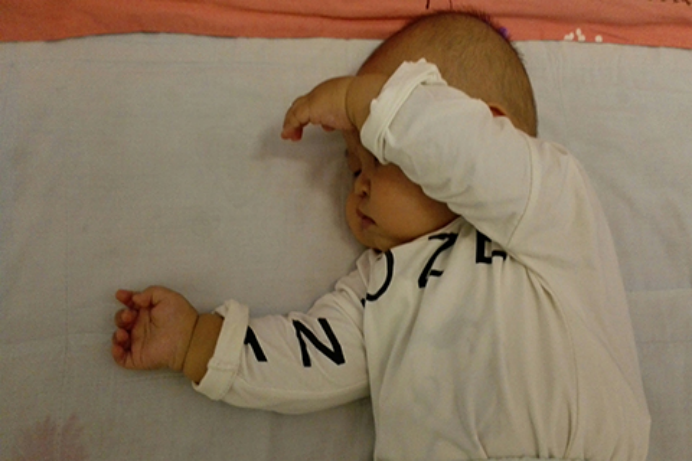 首先您需要找到导致您持续低烧的原因