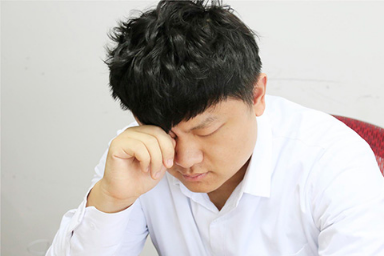 眼皮肿的情况在生活中还是比较常见的 眼皮肿的情况在生活中还是比较常见的