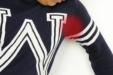 腋下按压疼痛是什么原因 腋下按压疼痛是什么原因