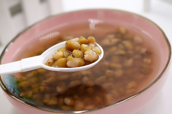 绿豆汤就是女性在姨妈期，不可以吃的食物