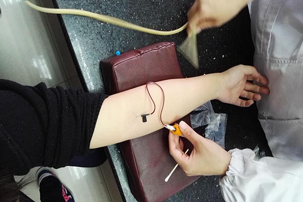 女性怀孕之后，尿液和血液中的激素水平会升高