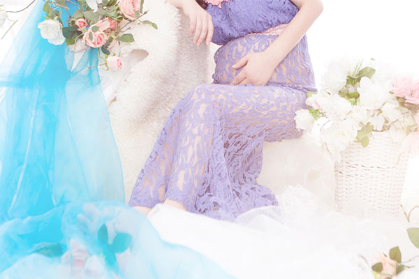 羊水是一种很常见的物质，一般都会在女性怀孕后出现在子宫中