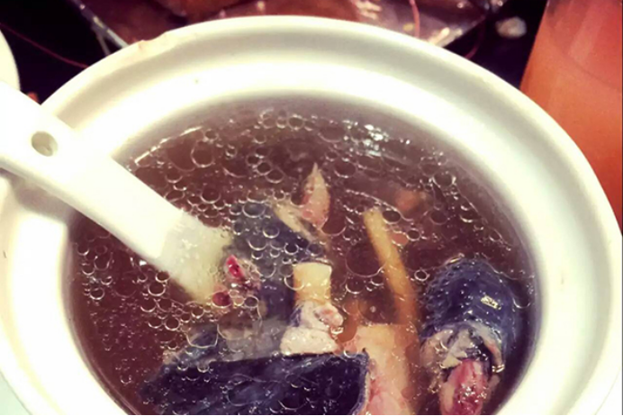 女性在生产一周之后就可以喝鸽子汤了