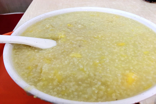 一般情况下，小米粥含糖量是比较高的。