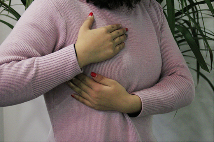 断奶时乳房胀痛