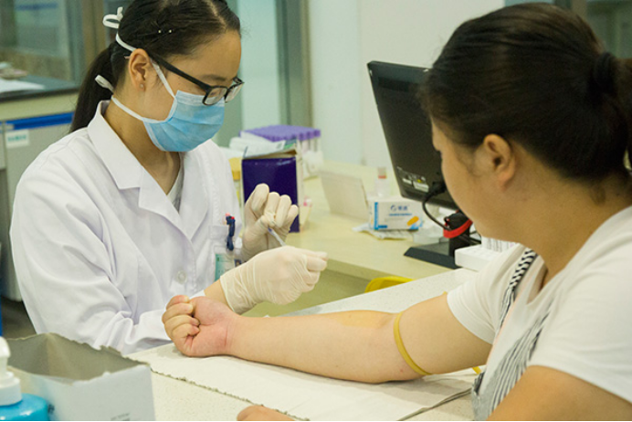 怀孕到了15到20周左右就可以进行唐氏筛查 怀孕到了15到20周左右就可以进行唐氏筛查