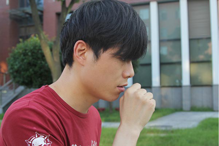 干咳指的就是在咳嗽的时候，人的喉咙里面没有痰液排出。