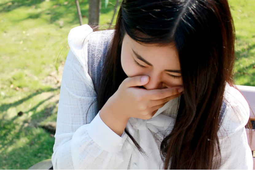 食道反流是非常常见的一种现象，很多人都出现过这样的情况，不及时改善的话会对身体造成很大的伤害。