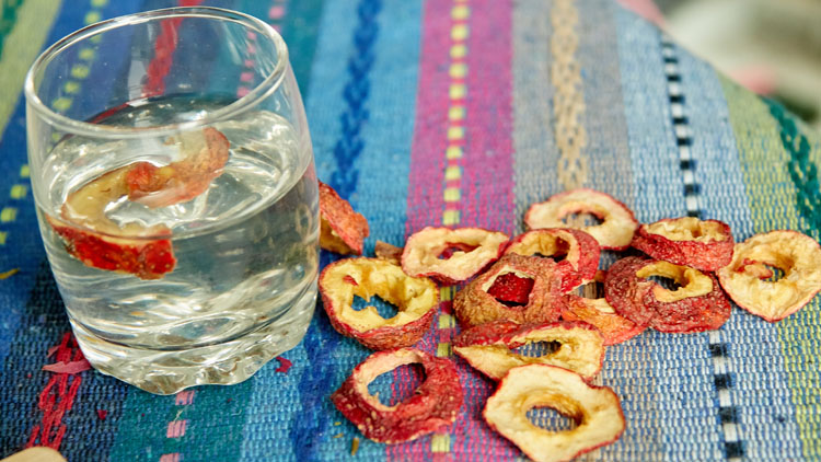 山楂冰糖水的功效与作用有哪些