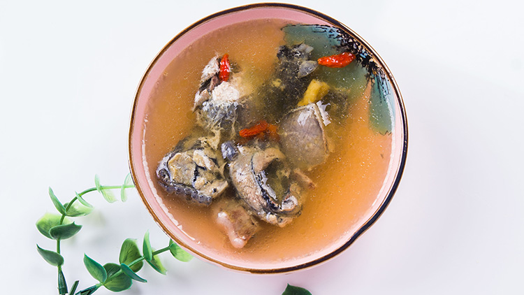 乌鸡汤的功效与作用有哪些