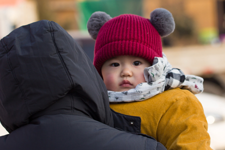 正确的推拿方法可以轻松帮助儿童缓解咳嗽的症状 正确的推拿方法可以轻松帮助儿童缓解咳嗽的症状