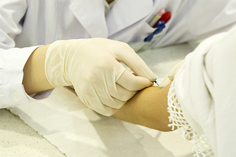 其实献血是有利也有弊的