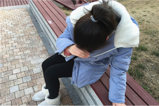 蹲下再站起来，突然发生头部眩晕的话，大部分都是因为体位性低血压引起的