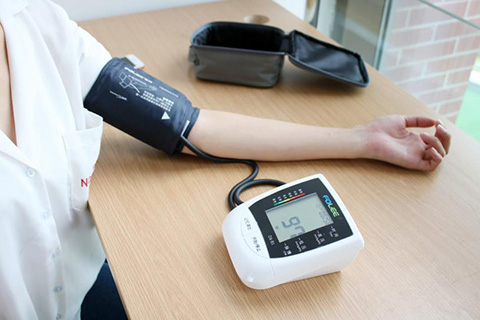 急性低血压指的就是患者血压由正常或较高的水平突然下降