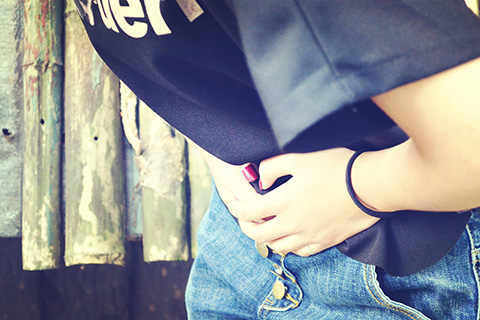 怀孕初期，出现小腹痛，像痛经一样到底是怎么回事