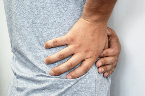 患者一般会出现腰痛的症状