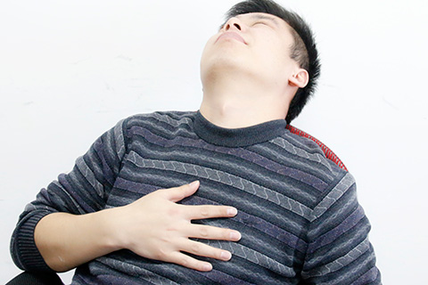 心肺出现疾病以后，也会导致胸骨痛的情况