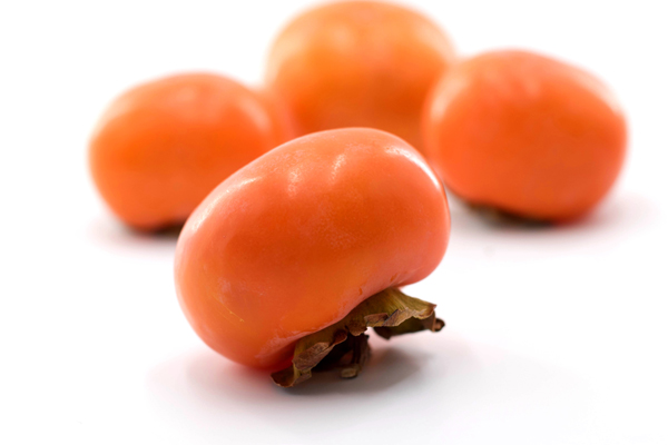 柿子和牛奶的确不太适合同食