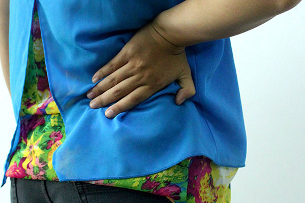 女性绝经其实就是不会再有月经来潮了，这个时候女性的子宫和卵巢的功能会慢慢衰老