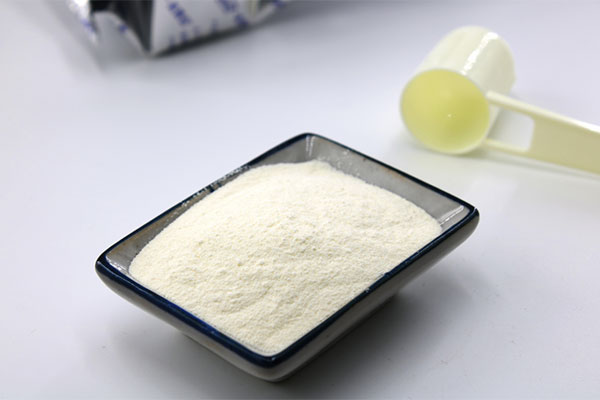 宝宝在刚出生后都是用母乳与奶粉来喂养的，而奶粉的品牌有许多种