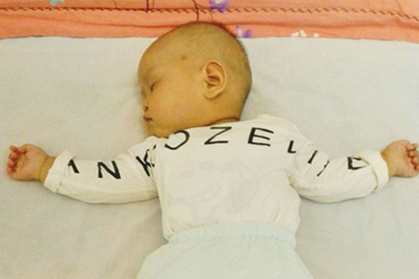 宝宝出现肚子胀的情况往往是因为身体出现了消化不良的情况