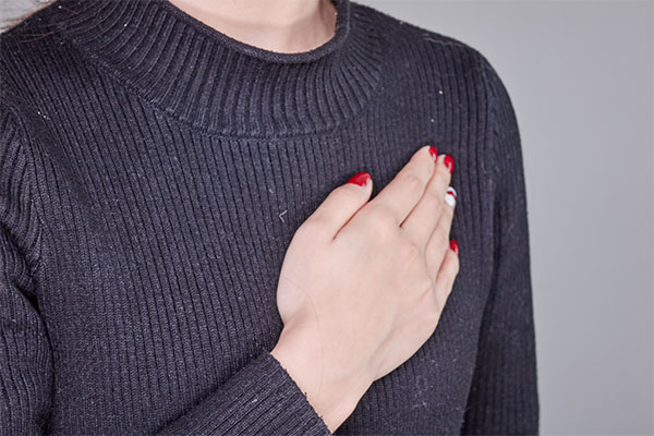 胸部是人体比较重要的一个部位，有许多的器官都会在胸部