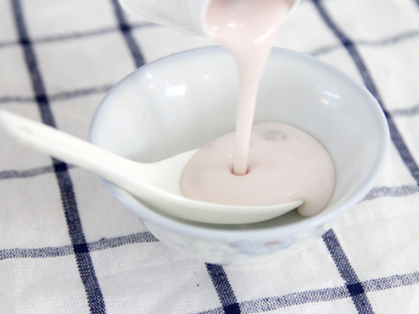 辟谣：吃完香蕉不能立马喝酸奶