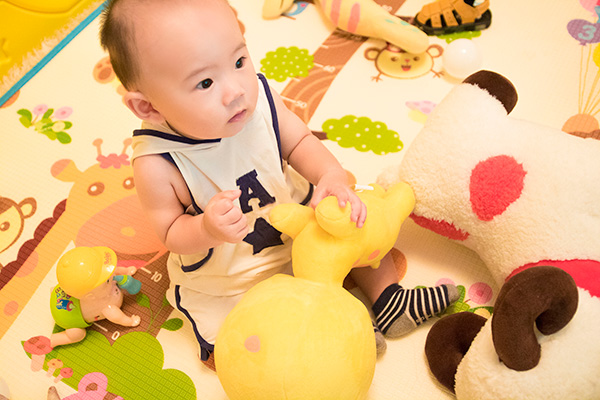 随着宝宝的成长，宝宝的饮食会越来越丰富多样