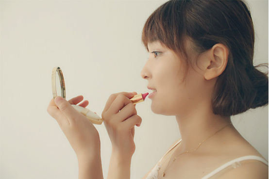 人流后可以化妆吗