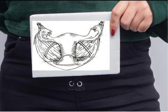 子宫前位是指子宫颈是向下指向阴道后穹窿的，从生理解剖来看，子宫前位说明子宫颈在体内的位置较低