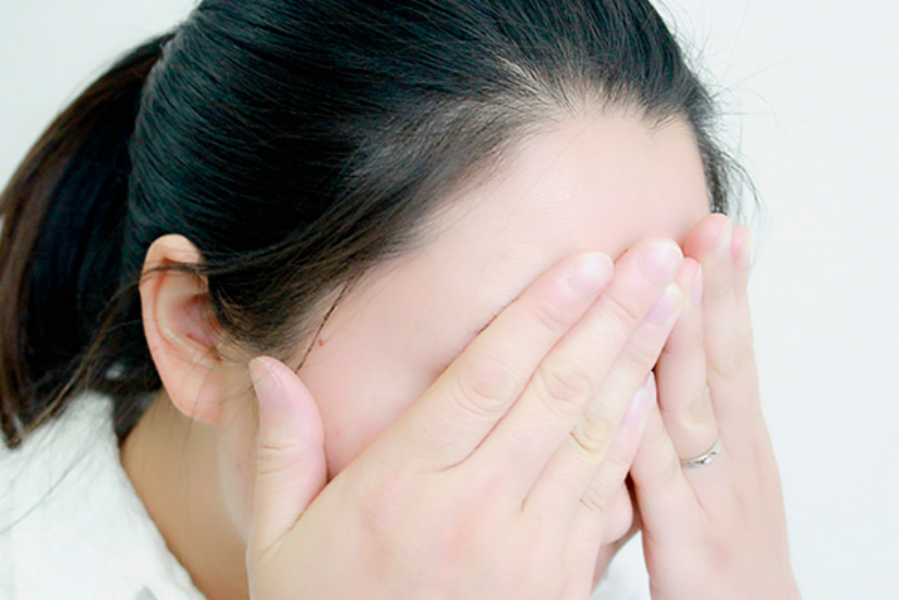 发烧后多喝温水，可以预防机能脱水，电解质失衡，还能加快代谢，排出体内有害物质，起到退烧的作用。