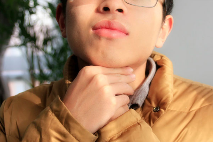 食道炎症状比较轻患病时间很短只是充血水肿有机会自愈