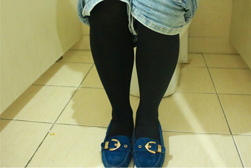 大便里面泡沫很多，多半是消化不良引起的，需要调理肠胃，促进食物消化才能减轻症状。