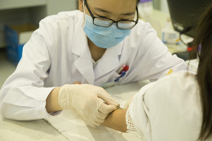 肝脏也是人的消化系统中一个很重要的部位。