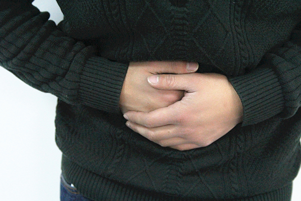 　胃胀痛的症状比较严重的话，建议及时用药物进行治疗。