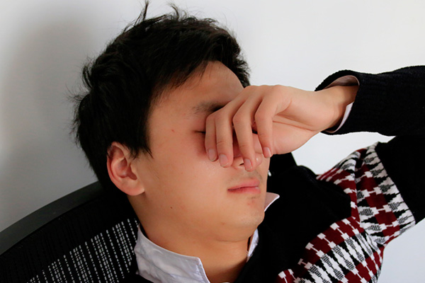 失眠的原因是很复杂的，是由多方因素共同造成的。