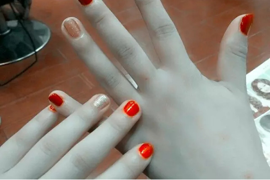 手指头疼怎么回事 手指头疼怎么回事