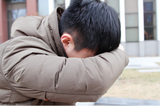 中了煤气头疼 中了煤气头疼