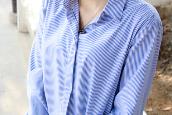 忽冷忽热指的就是生活中有些人会感觉到冷，然后穿上了衣服之后，又会感觉到热，这是人们身体内的疾病。