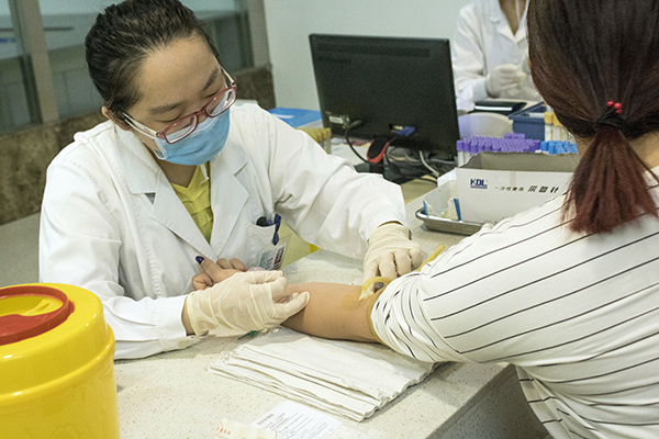 ca125偏高的因素有很多。