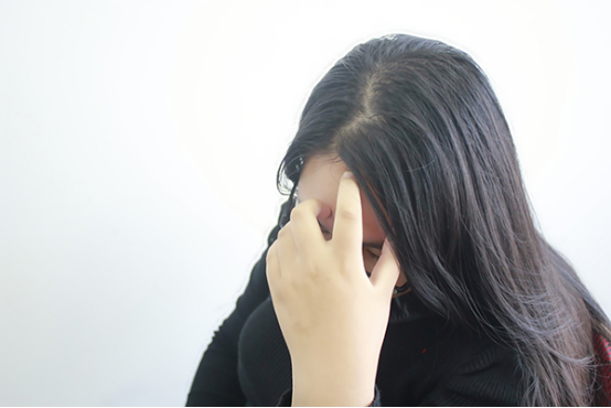 眉心疼痛是什么原因