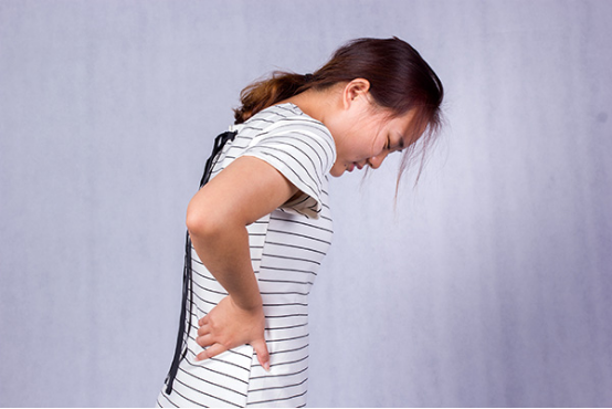 强直性脊柱炎的早期症状