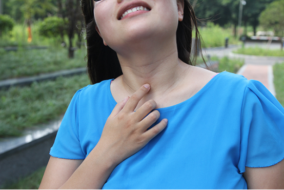 而咽炎的发病率比较高,患有喉癌的女性会出现全身乏力的症状,病情较