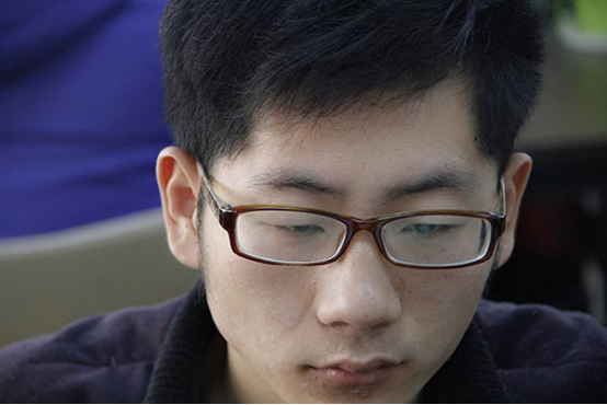 上学的时候做眼保健操是难忘的一种回忆,每天坚持做眼保健操对眼睛有着保健的效果。 上学的时候做眼保健操是难忘的一种回忆,每天坚持做眼保健操对眼睛有着保健的效果。