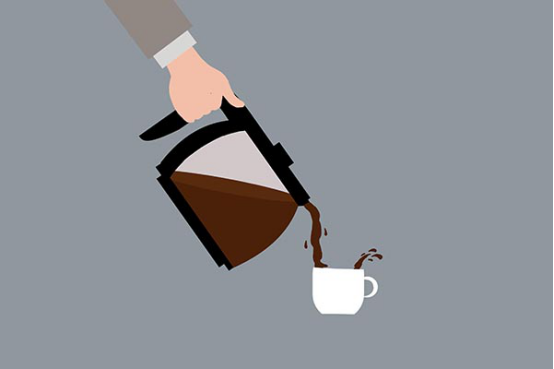 咖啡中含有咖啡因,虽然有助于缓解疲劳,但是它会使神经变得兴奋 咖啡中含有咖啡因,虽然有助于缓解疲劳,但是它会使神经变得兴奋