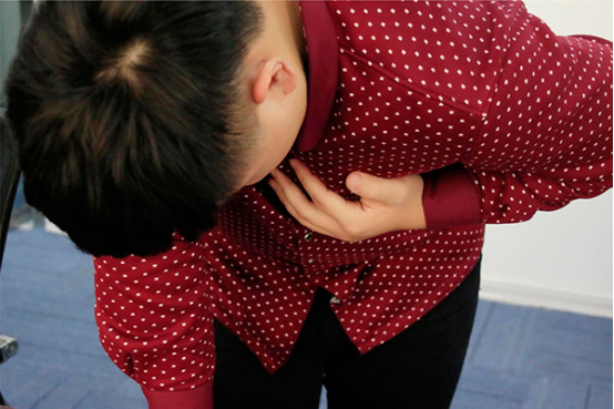 心绞痛的治疗主要有一般治疗和药物治疗两种 心绞痛的治疗主要有一般治疗和药物治疗两种