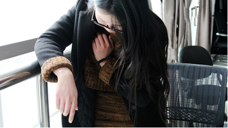 有少部分的胃食管反流严重的病人，会出现右侧乳房上方疼的情况